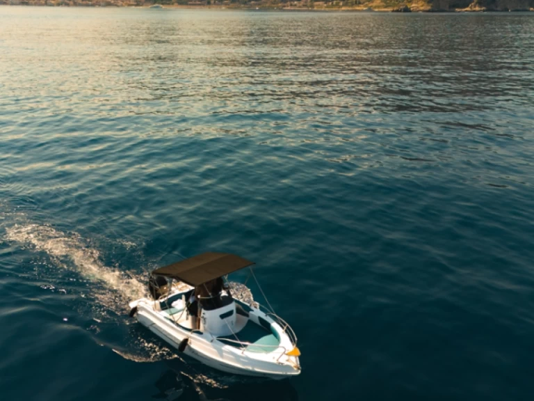 Bootverhuur Taormina goedkoop Blumax 19 Pro