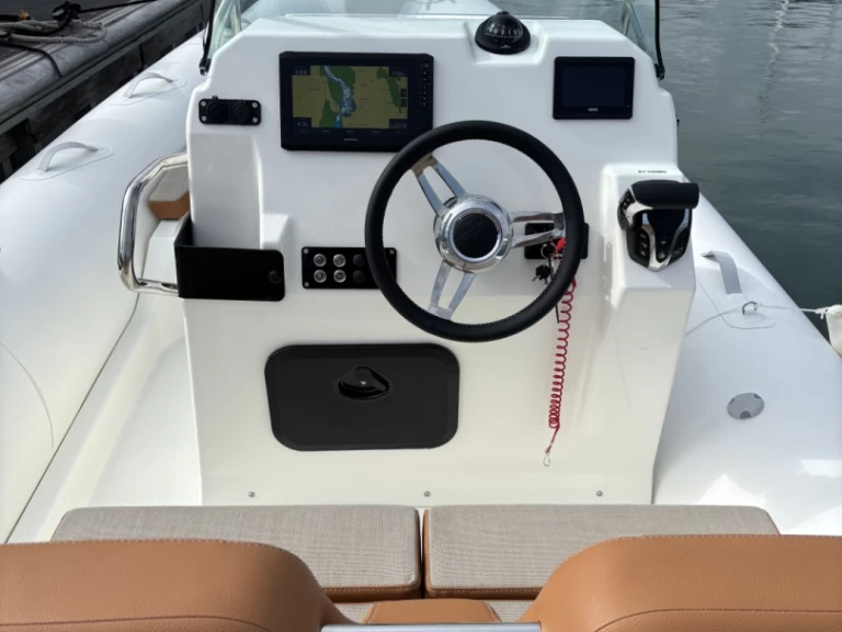 Huur RIB met of zonder schipper Zodiac in La Trinité-sur-Mer