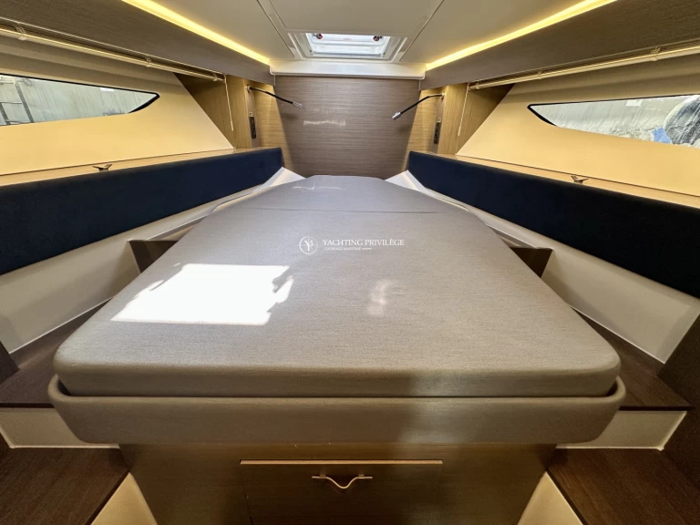 Verhuur Motorboot Bénéteau met vaarbewijs