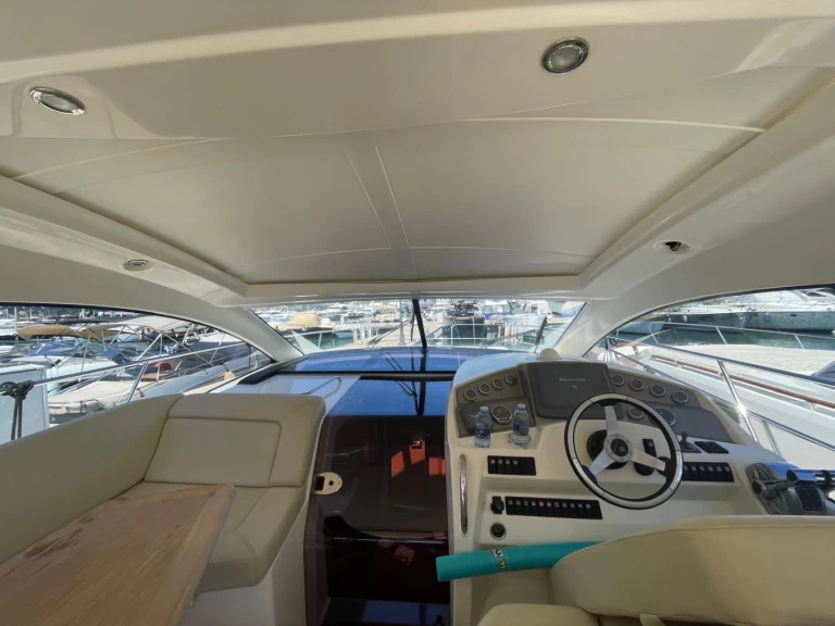 Huur Motorboot met of zonder schipper Jeanneau in Port de Saint Jean Cap Ferrat