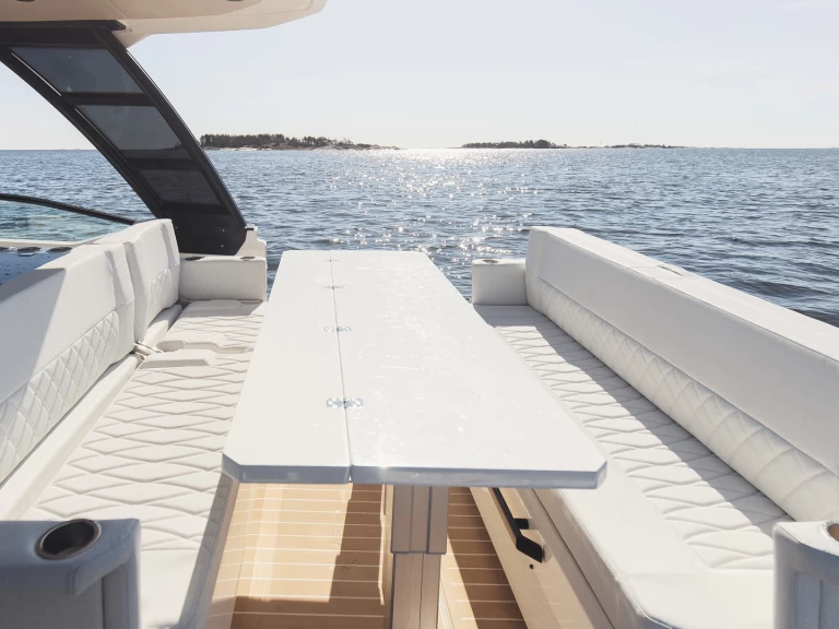 Jachthuur in Split - Saxdor Saxdor 320 GTO via SamBoat