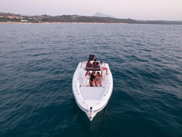 Verhuur RIB Pajara met vaarbewijs
