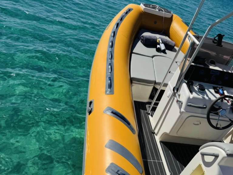 Verhuur RIB SEVEN FIFTY  met vaarbewijs