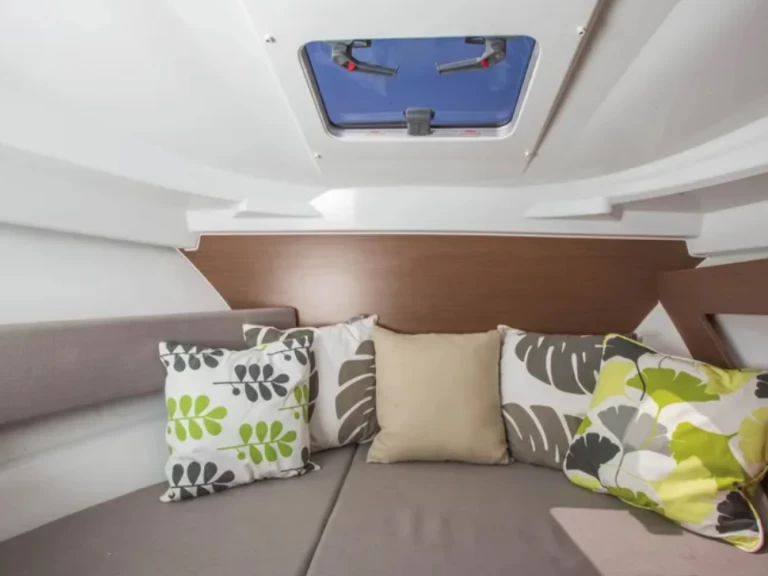 Huur Motorboot met of zonder schipper Jeanneau in Sanremo