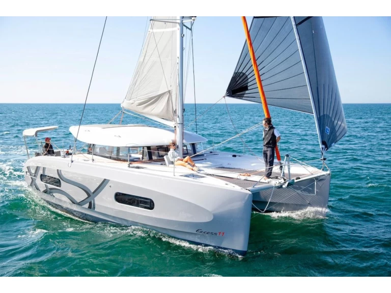 Huur Catamaran met of zonder schipper Excess in Ligia