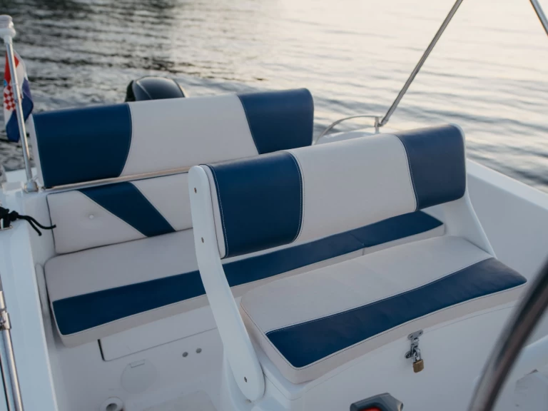 Bootverhuur Italmar Italmar Open 16,50 in Šibenik via SamBoat