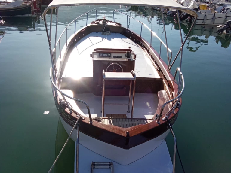 Verhuur Motorboot Marine met vaarbewijs