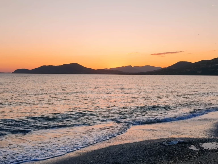 Huur een Dufour Dufour 485 Grand Large in Port de Hyères (St Pierre)