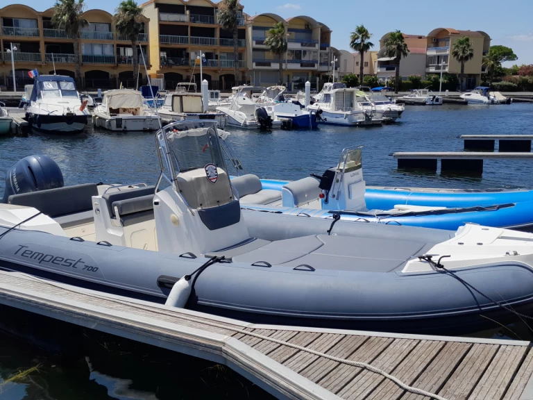 Capelli Tempest 700 te huur van particulier of professional in Gruissan