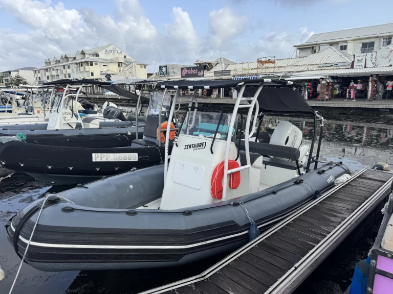 RIB te huur in Saint-François voor de beste prijs