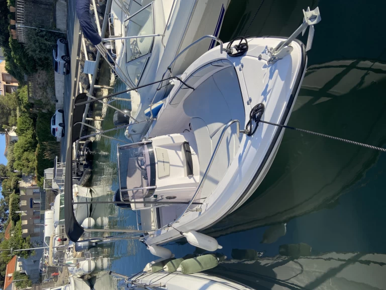 Ranieri Voyager 19 S te huur van particulier of professional in Fréjus