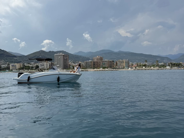 Jachthuur in Sanremo - Quicksilver Activ 555 Open via SamBoat