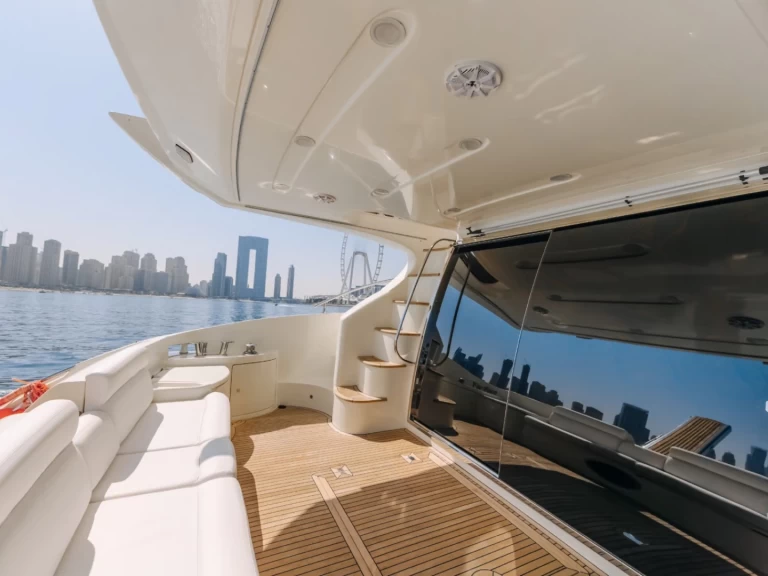 Verhuur Motorboot Azimut met vaarbewijs