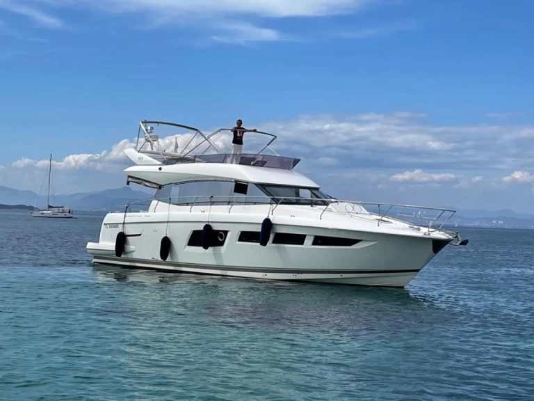 Verhuur Motorboot in Antibes - Prestige Prestige 500 Fly