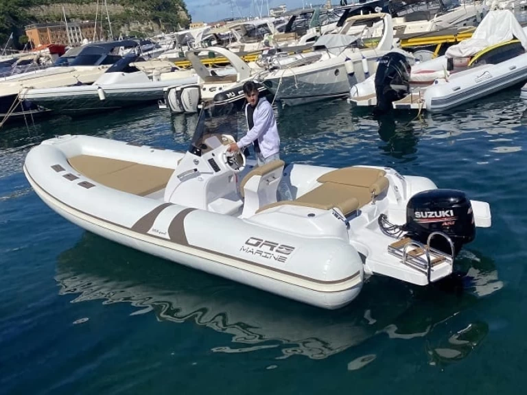 Bootverhuur Oromarine Oromarine S-65 in Fornells via SamBoat