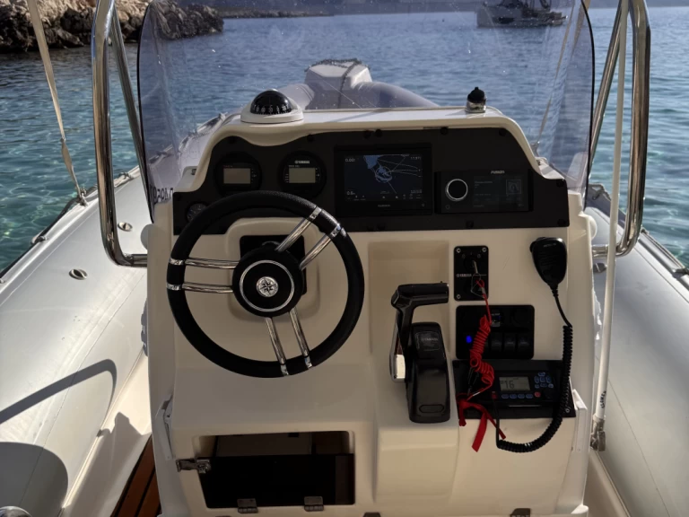 Verhuur RIB Joker Boat met vaarbewijs