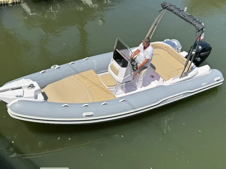 Verhuur RIB Predator met vaarbewijs