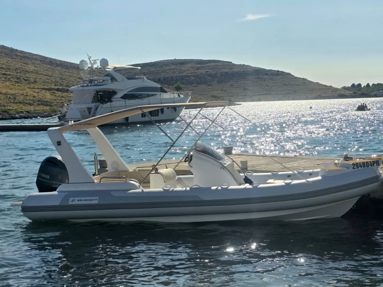 Huur RIB met of zonder schipper SeaScent in Lukoran