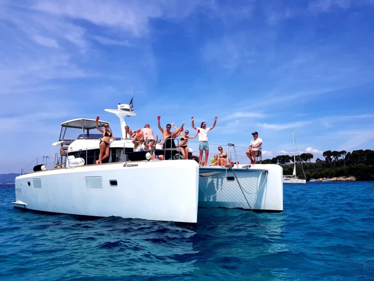 Huur een Lagoon Lagoon 40 in Cannes