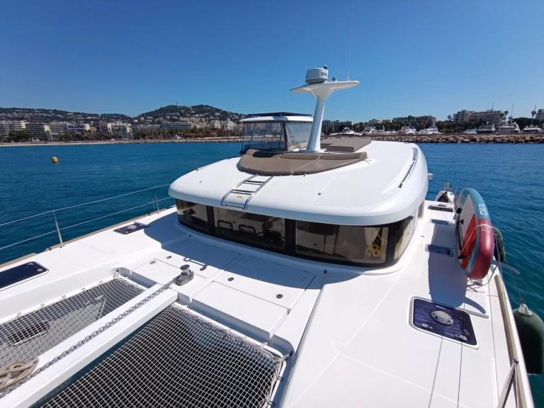 Bootverhuur Lagoon Lagoon 40 in Cannes via SamBoat