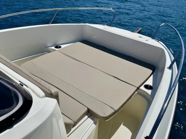 Huur Motorboot met of zonder schipper Quicksilver in Marseille