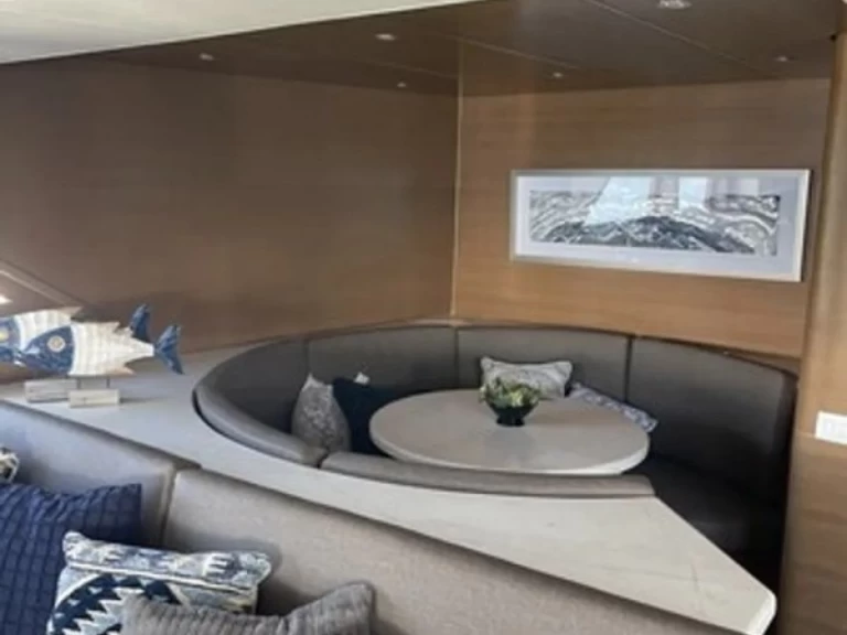 Custom 100 te huur van particulier of professional in Long Beach