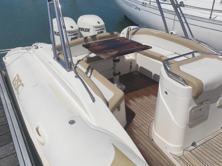 RIB te huur in La Rochelle voor de beste prijs