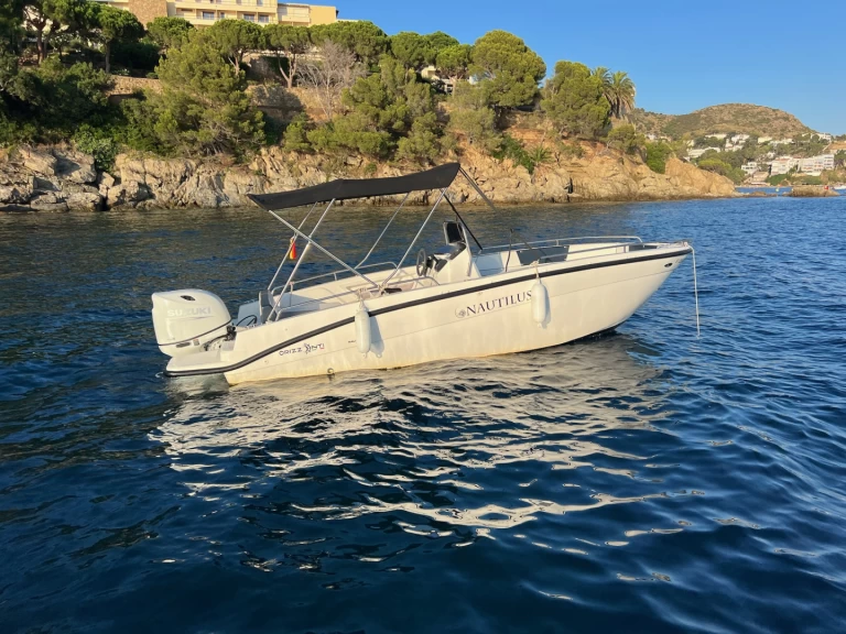Bootverhuur Orizzonti Nautilus 670 in Empuriabrava via SamBoat