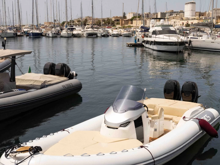 Bootverhuur Marsala goedkoop Strider 9