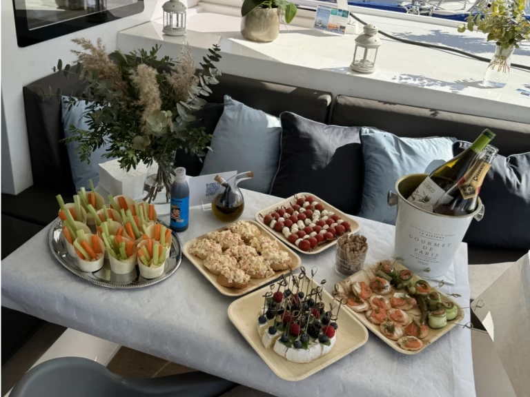 Huur Catamaran met of zonder schipper Bavaria in Dénia