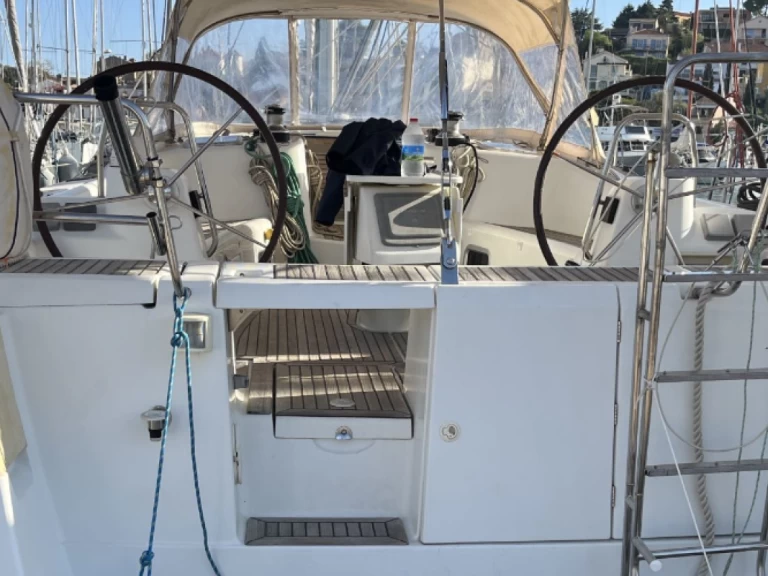 Bénéteau Oceanis 50 te huur van particulier of professional in Hyères