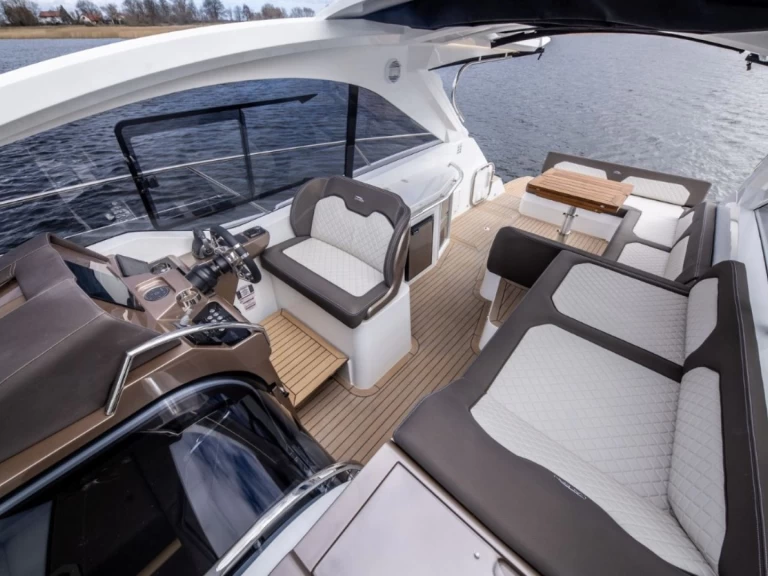 Huur een Galeon Galeon 405 HTL in Antibes