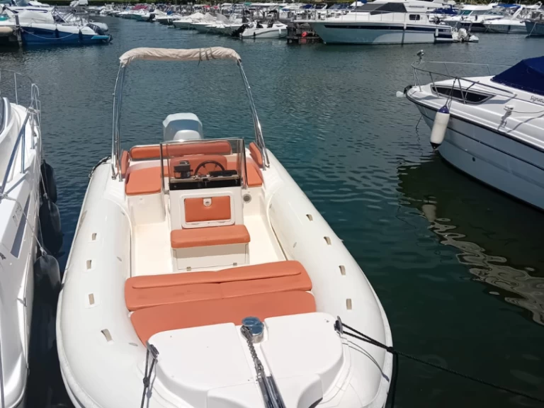 Huur RIB met of zonder schipper Gommoni in Port de Cannes Marina
