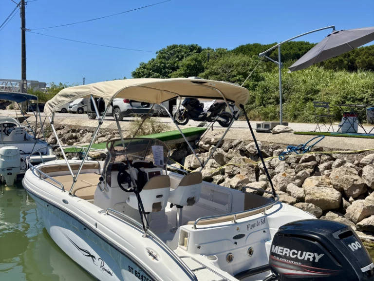 Motorboot te huur in Carnon-Plage voor de beste prijs