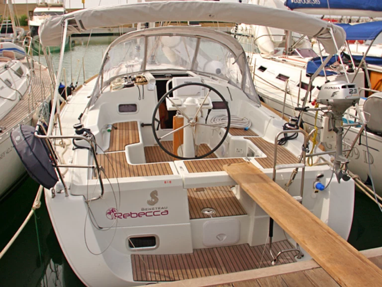 Huur een Bénéteau Oceanis 34 in San Vincenzo