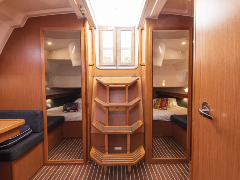 Verhuur Zeilboot in San Vincenzo - Bavaria Cruiser 41