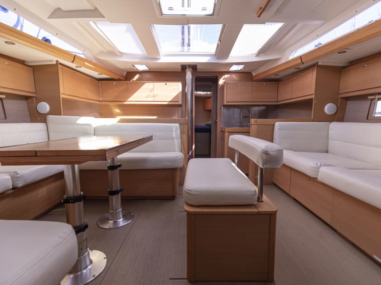 Huur Zeilboot met of zonder schipper Dufour in San Vincenzo