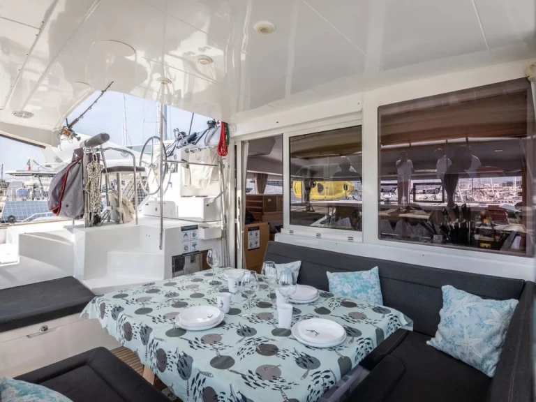 Huur Catamaran met of zonder schipper Lagoon in San Vincenzo