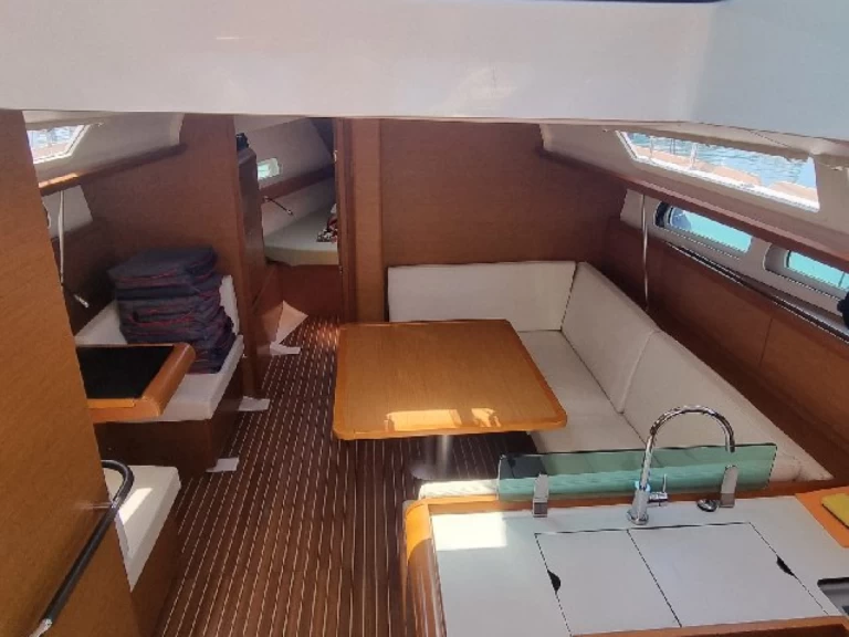 Zeilboot te huur in San Vincenzo voor de beste prijs