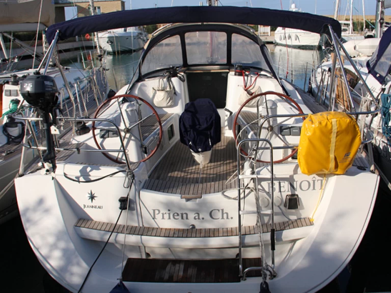 Bootverhuur San Vincenzo goedkoop Sun Odyssey 42i