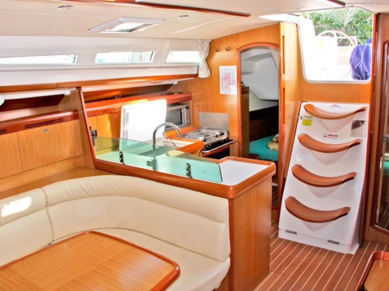 Bootverhuur Jeanneau Sun Odyssey 42i in San Vincenzo via SamBoat