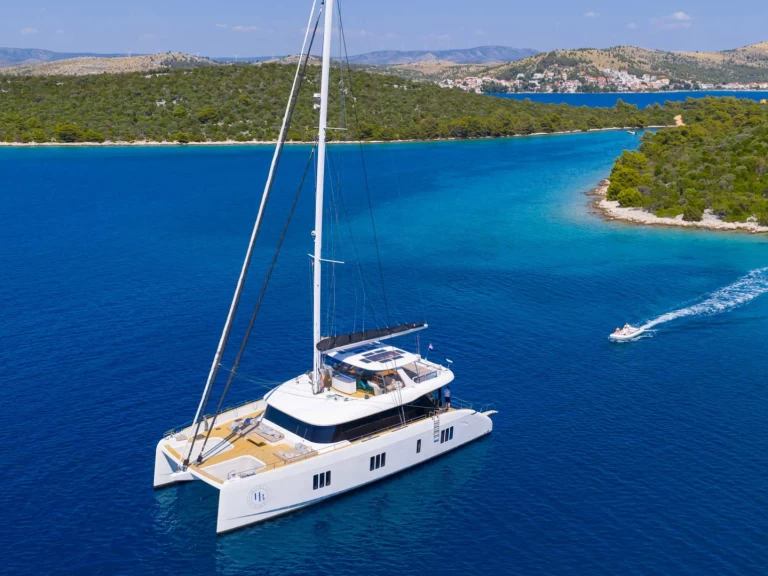 Verhuur Catamaran Sunreef met vaarbewijs