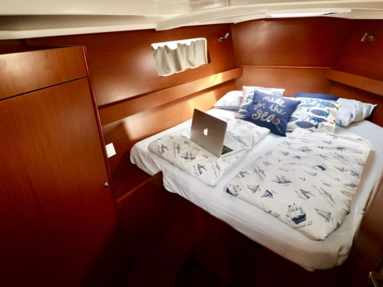 Verhuur Zeilboot Bénéteau met vaarbewijs