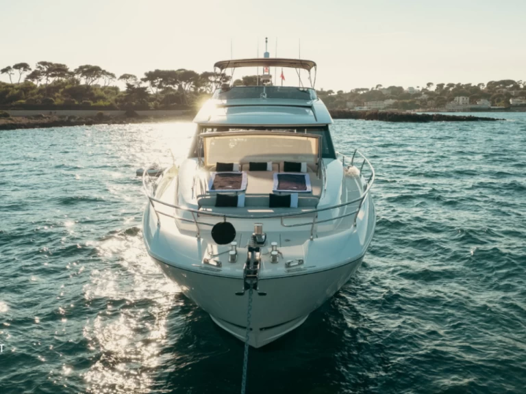 Jachthuur in Amalfi - Prestige 680S via SamBoat