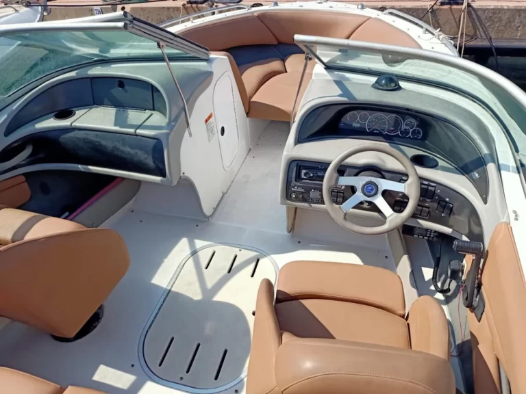 Verhuur Motorboot Four Winns met vaarbewijs