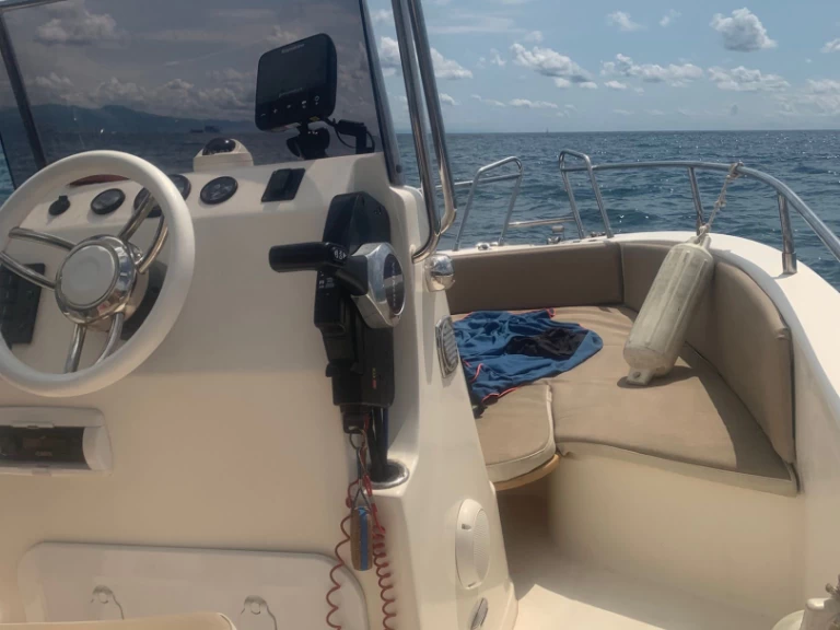 Jachthuur in Celle Ligure - Ferrario Winnebago  via SamBoat