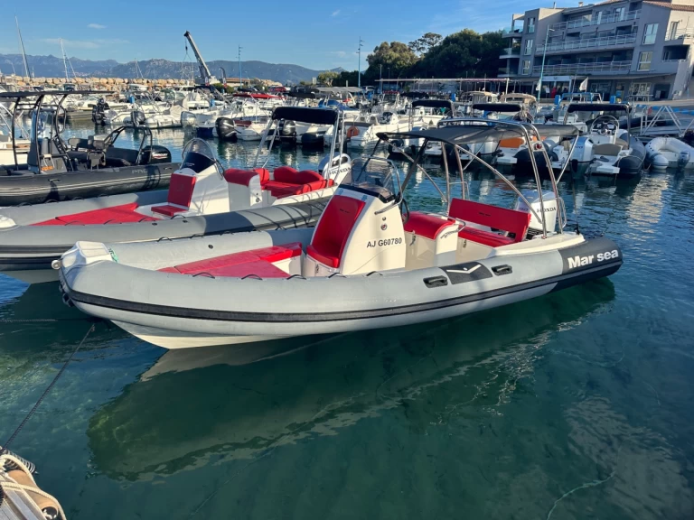 MAR SEA MARSEA 650 te huur van particulier of professional in Porto Pollo