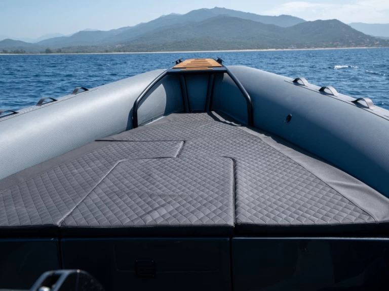 Bootverhuur U FANALE LIBECCIU 1000 in Porto Pollo via SamBoat