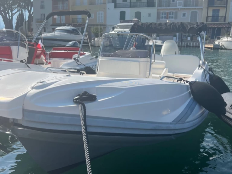 Zar Zar 57 te huur van particulier of professional in Port Grimaud