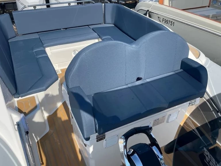 Jachthuur in Port Grimaud - Joker Boat JOKER 28 via SamBoat